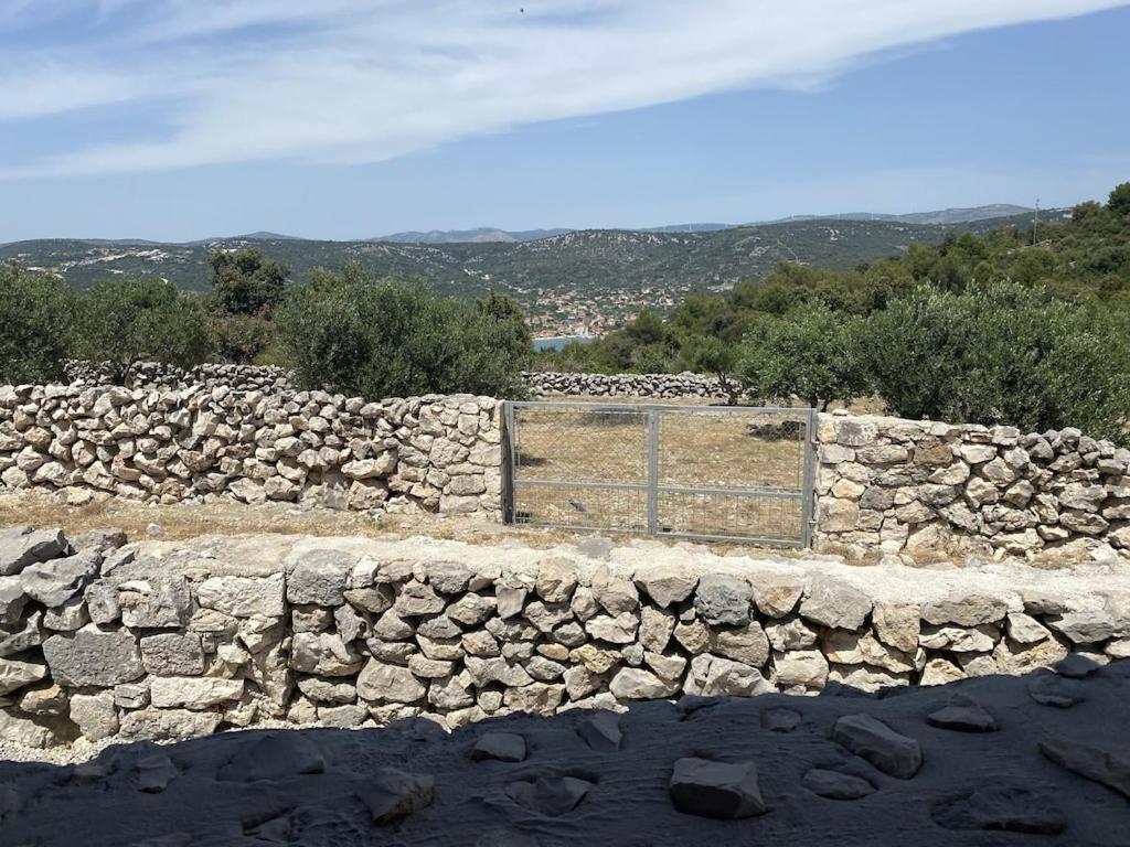 Private Cottage In Olive Grove With Heated Pool Vinišće Exteriör bild