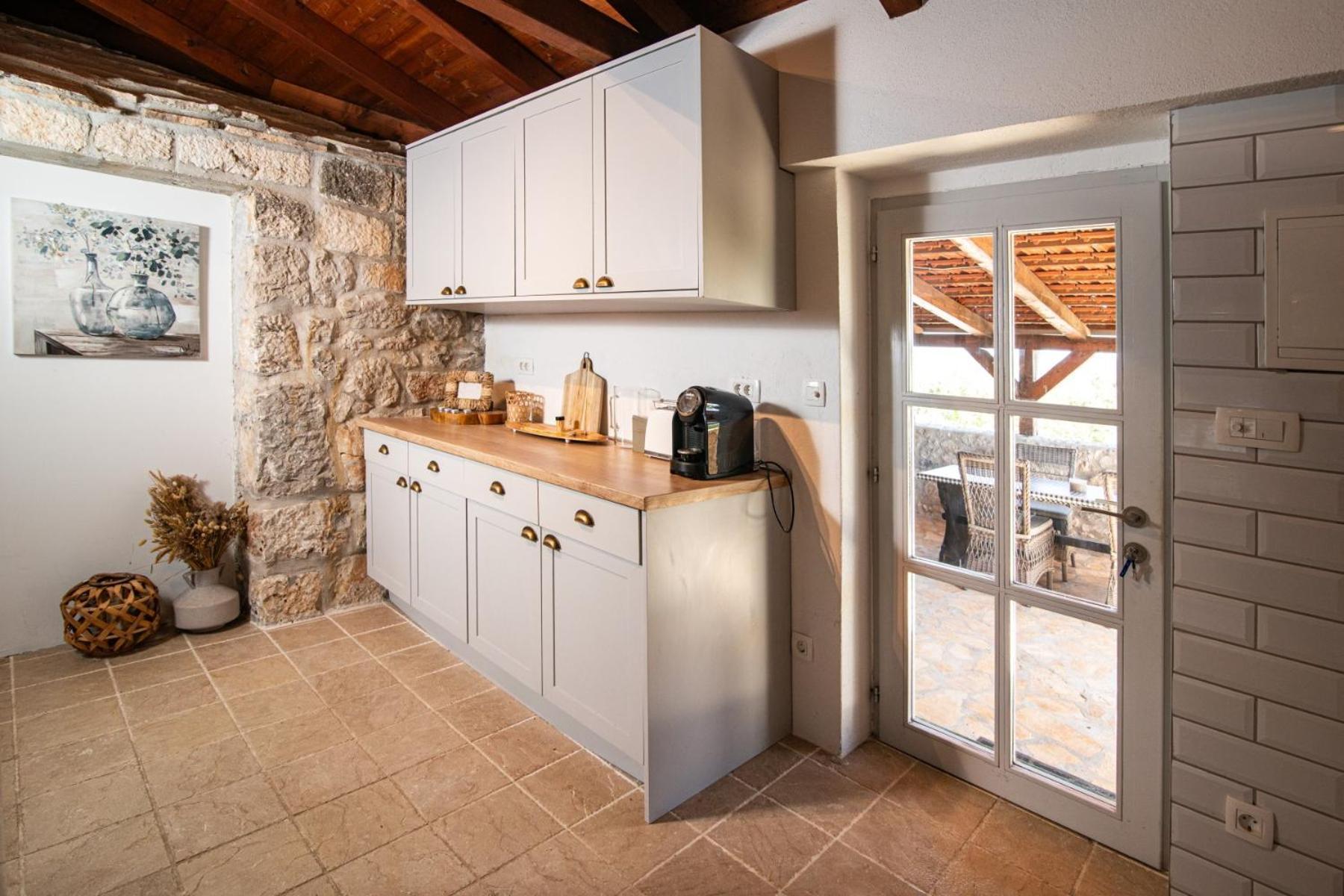Private Cottage In Olive Grove With Heated Pool Vinišće Exteriör bild